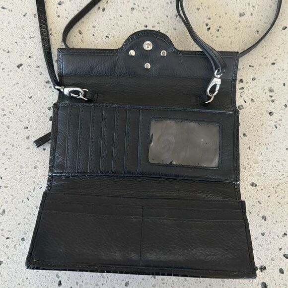 Brighton Small Black Pebbled Leather Croc Crossbody Wallet Detachable Strap EUC - Picture 7 of 12
